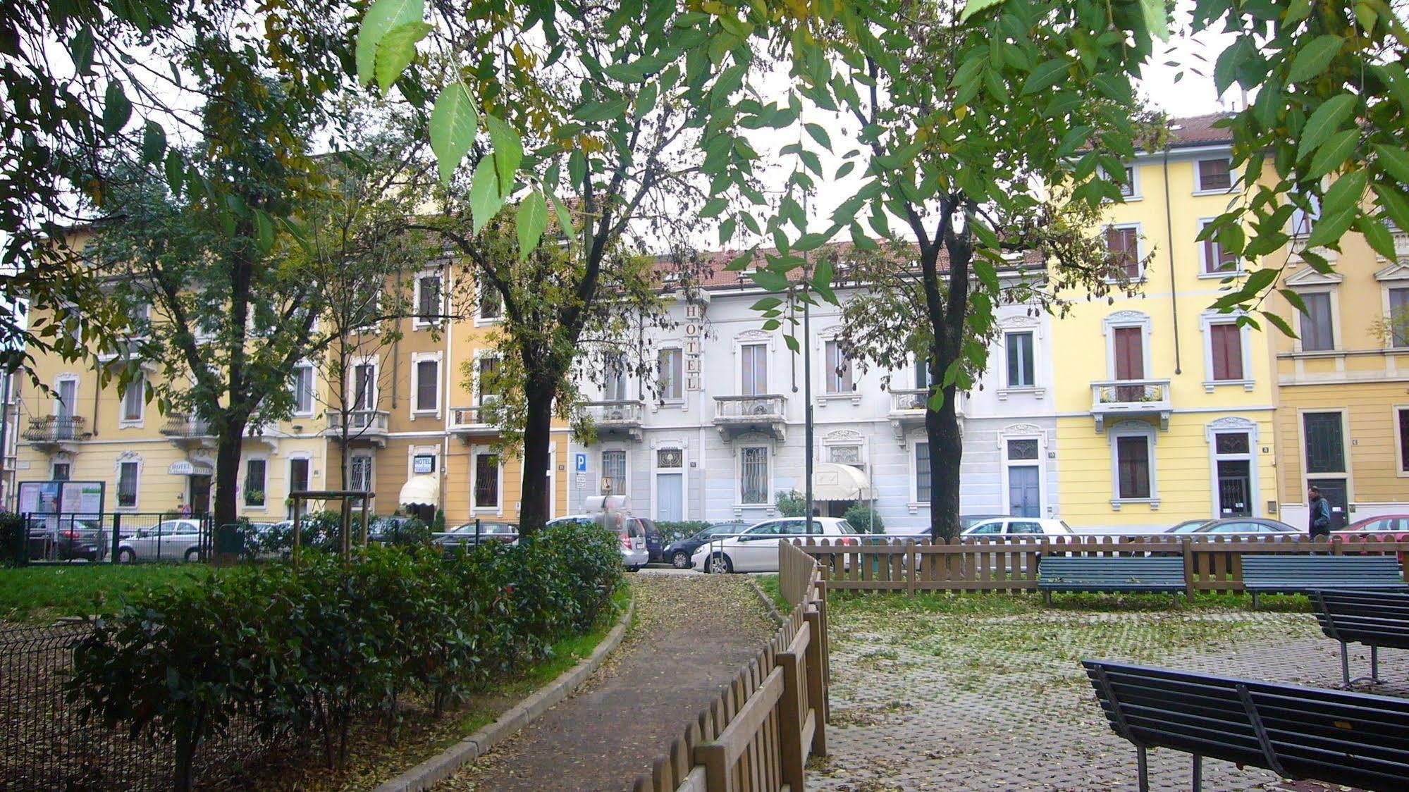 Hotel Aspromonte Mailand Exterior foto